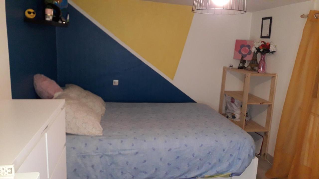 Ferienwohnung Location Pour 24H Du Mans Arnage Exterior foto